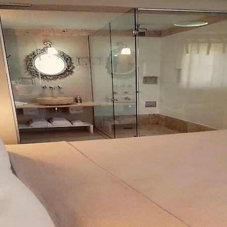 Hotel 128a *